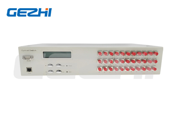 مفتاح الألياف الضوئية FTTH 1x32 مع حامل الرف