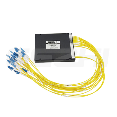 LC / UPC 8/16/18/20/24 فاصل الألياف البصرية ذو القناة مع عزل عالي 25dB