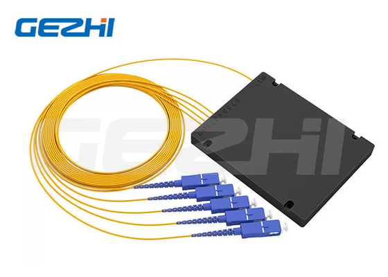 أنظمة FTTX Fiber Optic Splitter ، مقطوعة PLC مخصصة